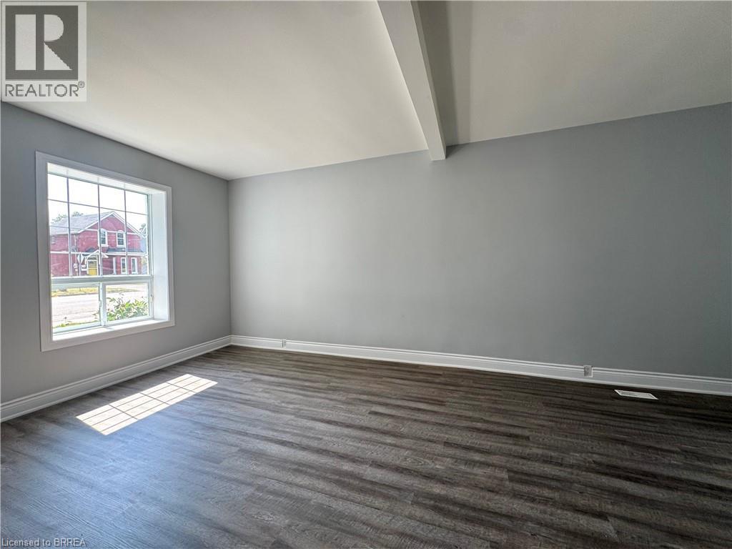 Photo 5 of 139 Terrace Hill Street, Brantford ON