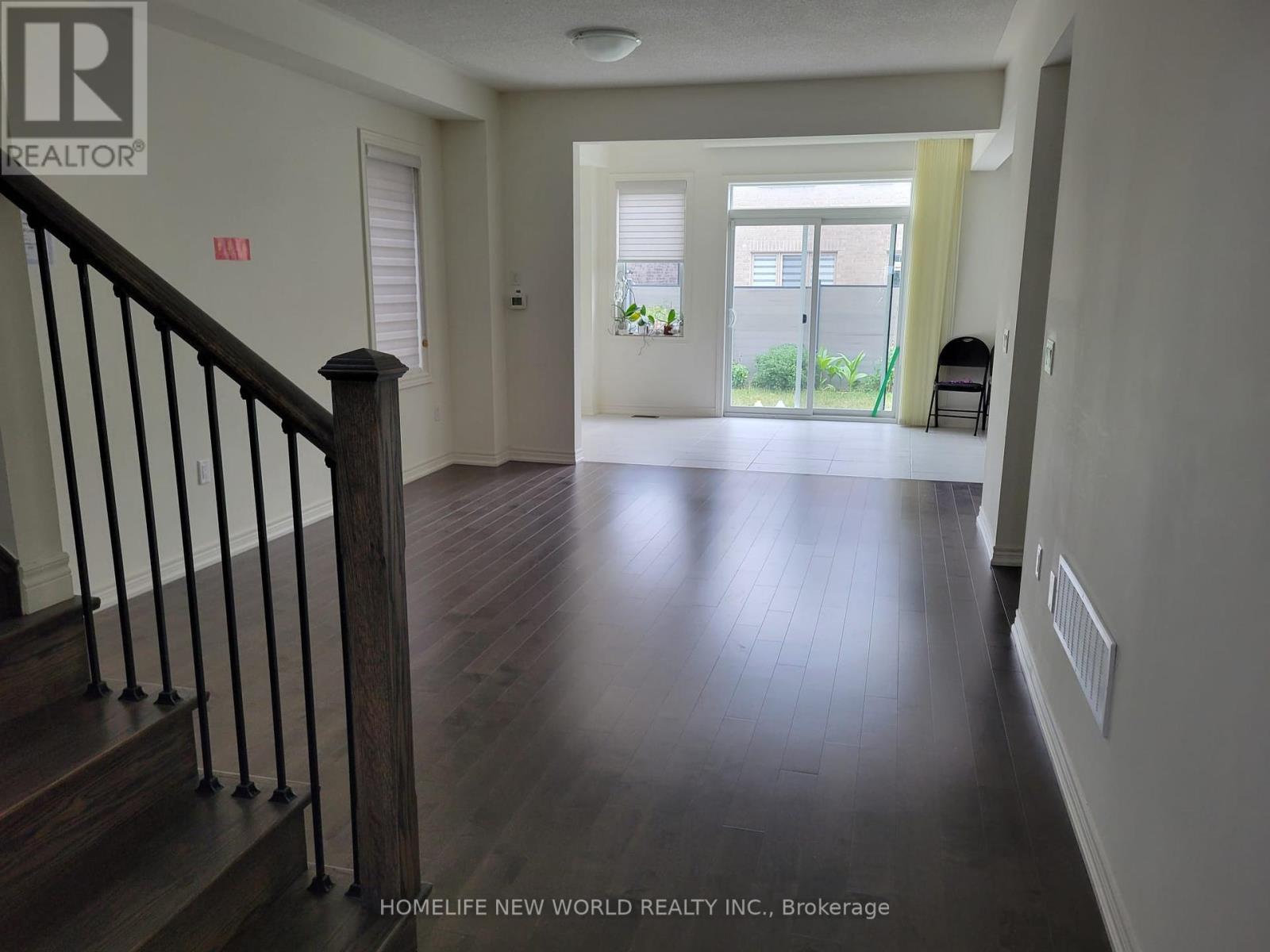Photo 16 of 49 Willow Street, Markham ON