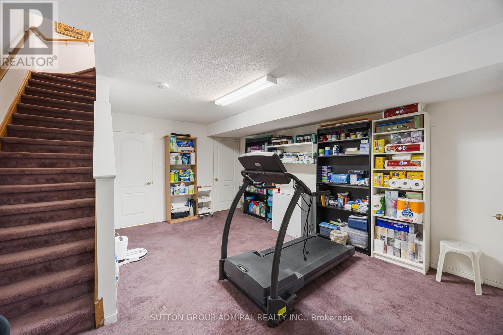 Photo 4 of 67 735 New Westminster Drive, Vaughan ON