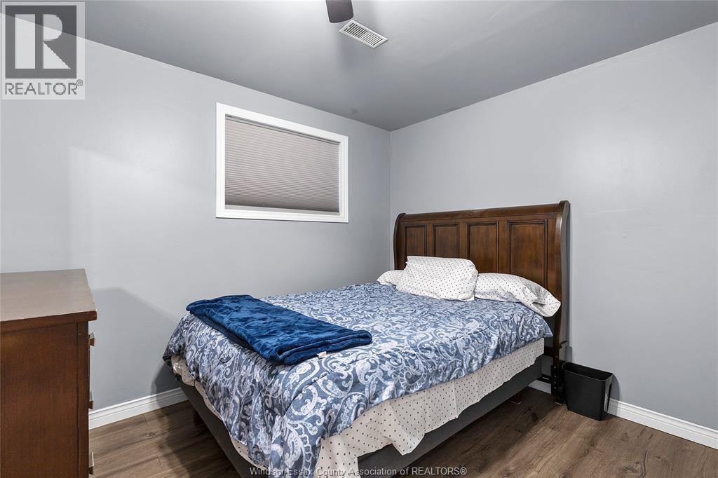 Photo 2 of 148 Riverview, Lasalle ON