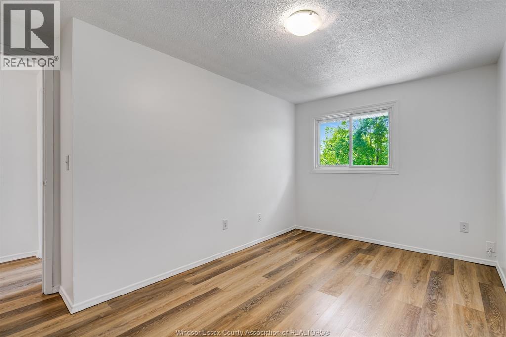 Photo 8 of 9388 Ryerson, Windsor ON