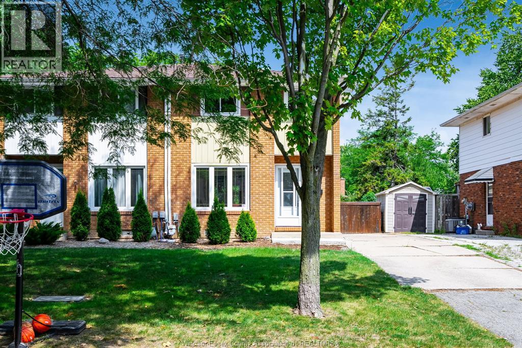 Photo 31 of 9388 Ryerson, Windsor ON