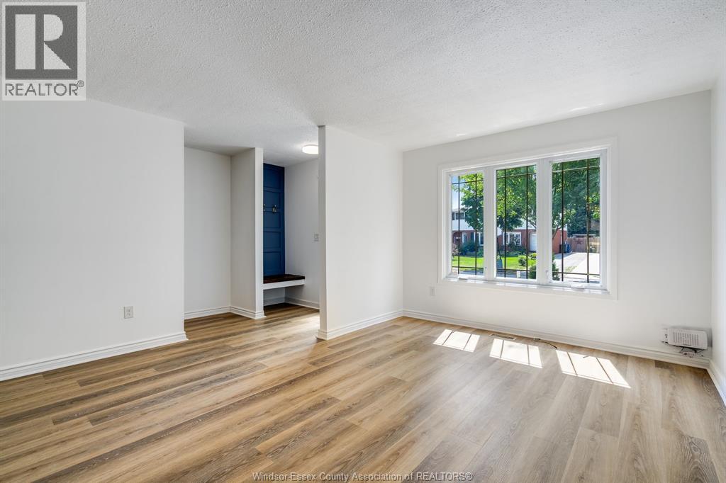 Photo 25 of 9388 Ryerson, Windsor ON