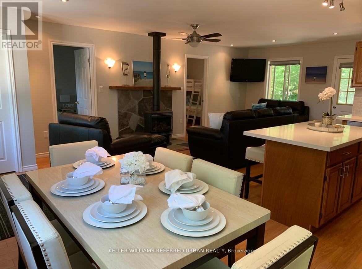 Photo 19 of 1833 Tiny Beaches Road S, Tiny ON