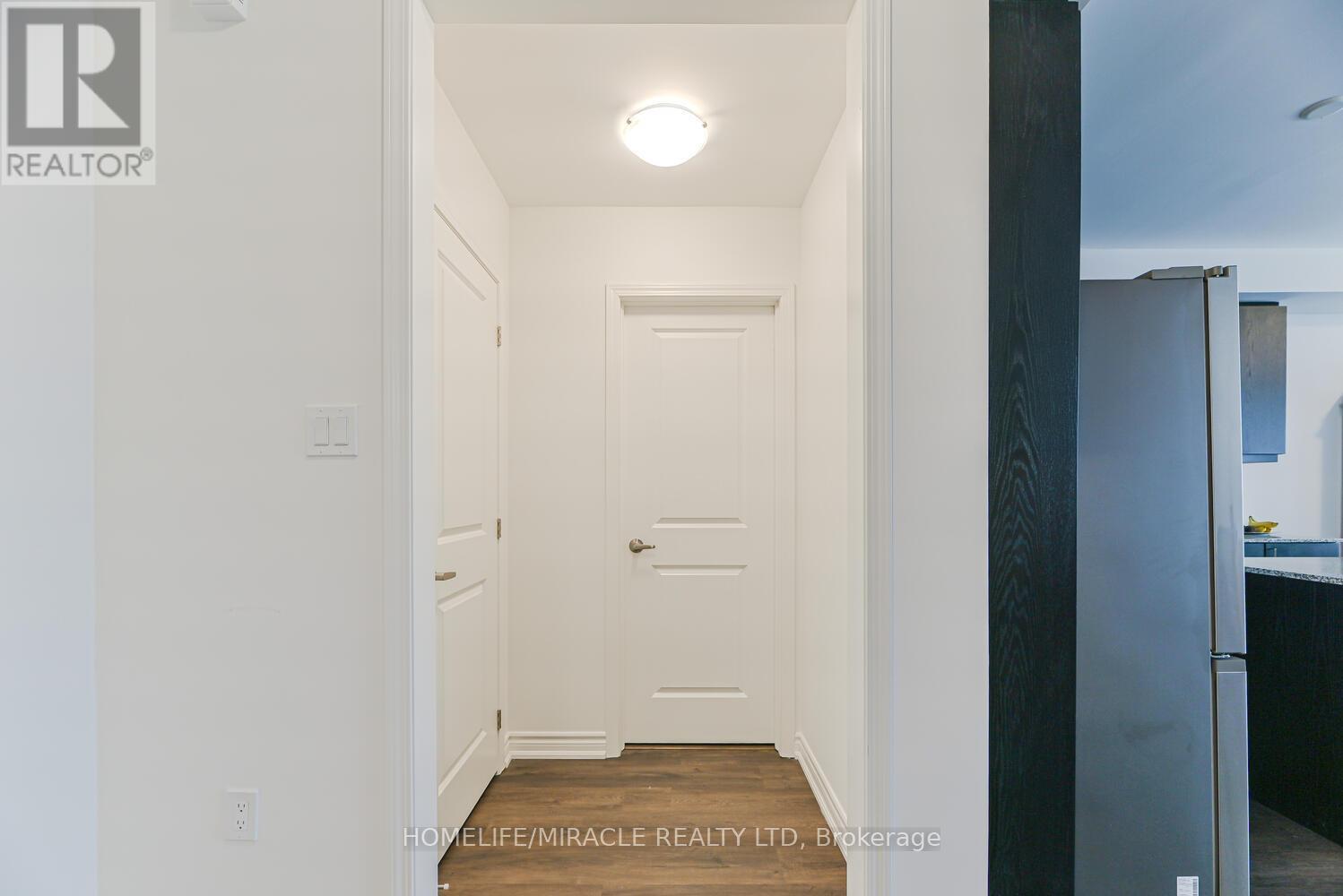 Photo 36 of 138 Elgin Street, Orillia ON