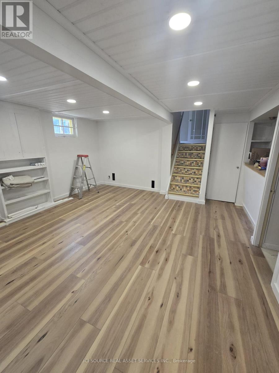 Photo 6 of 710 Sherbourne Road, Ottawa ON
