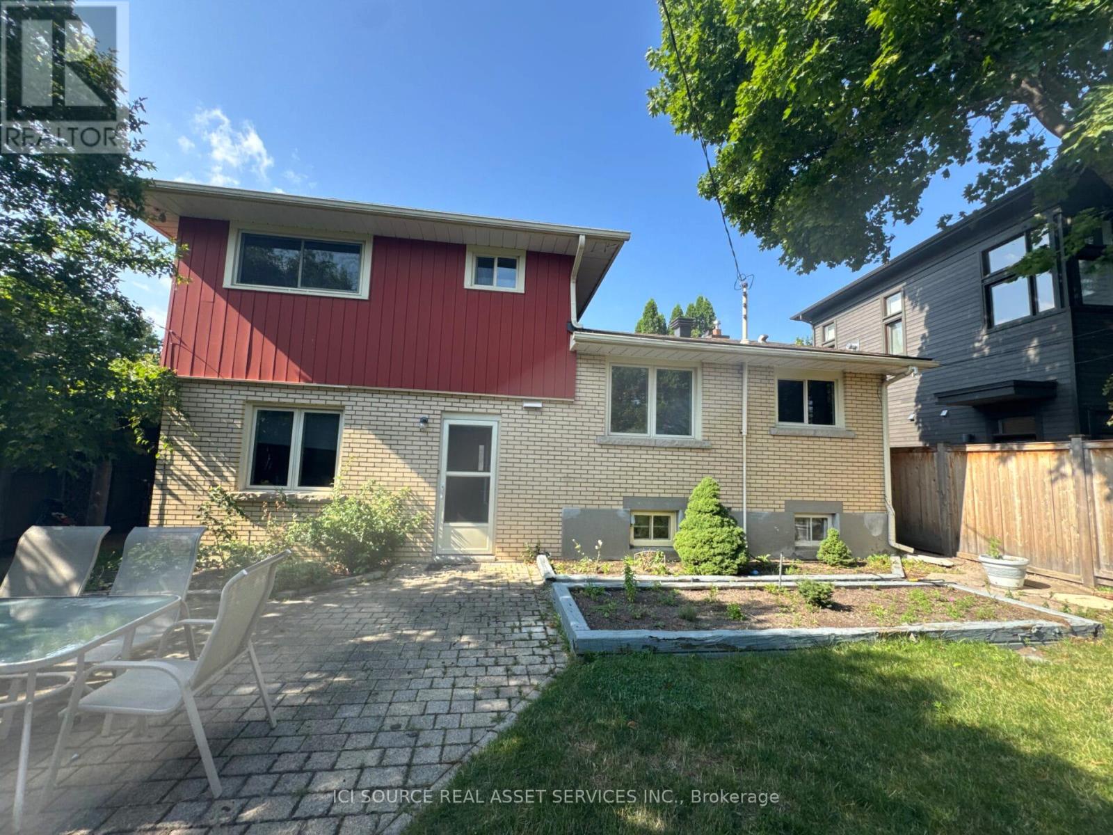Photo 21 of 710 Sherbourne Road, Ottawa ON