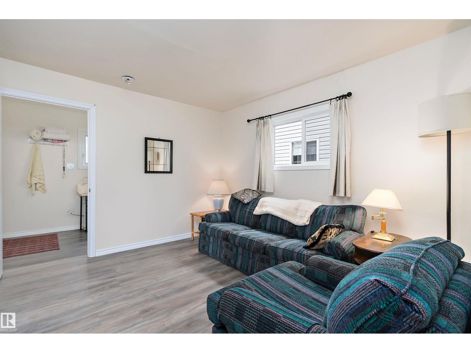 Photo 41 of 419 1st Av, Rural Wetaskiwin County AB