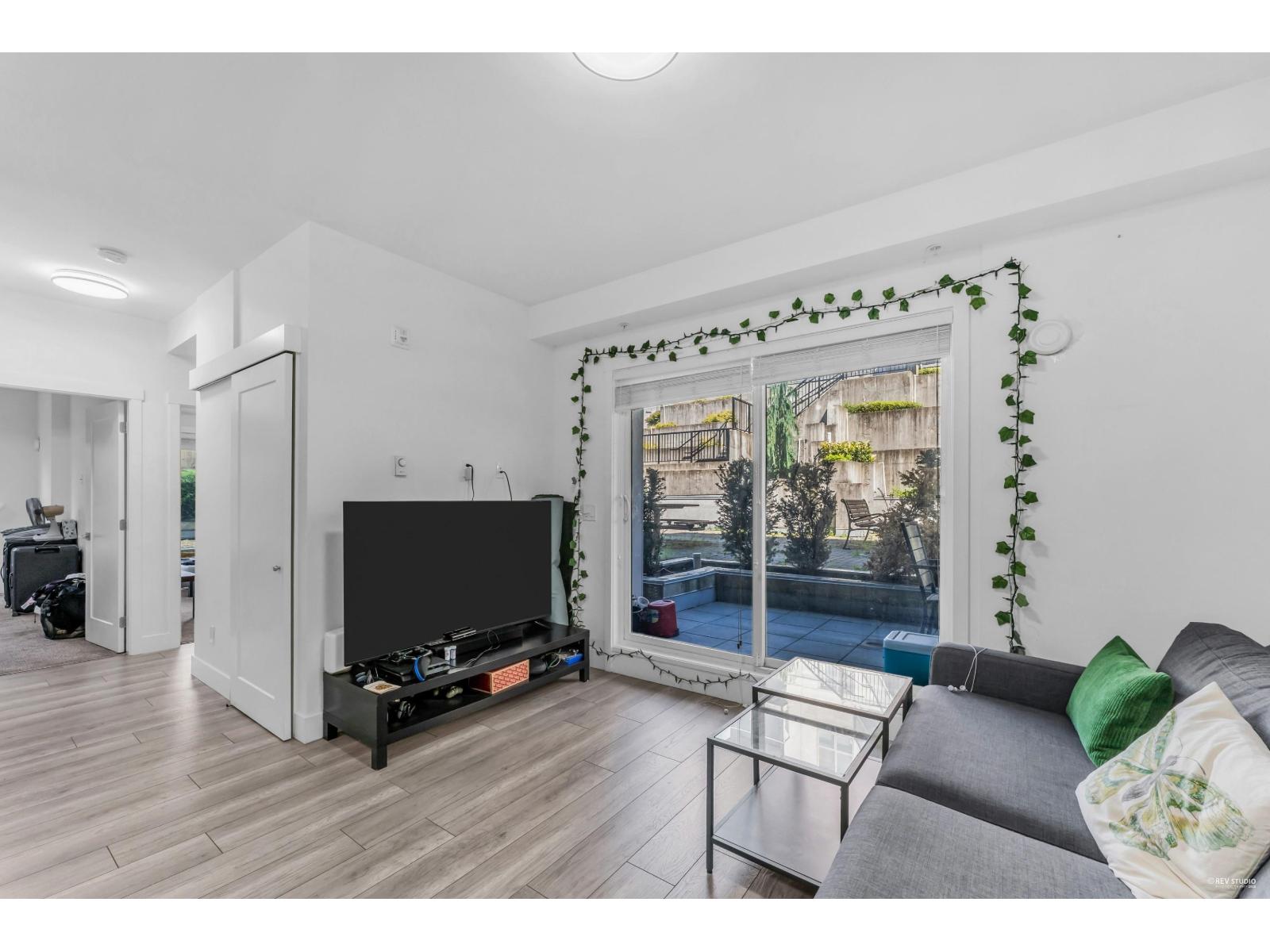 B107 9689 140 Street - photo 2