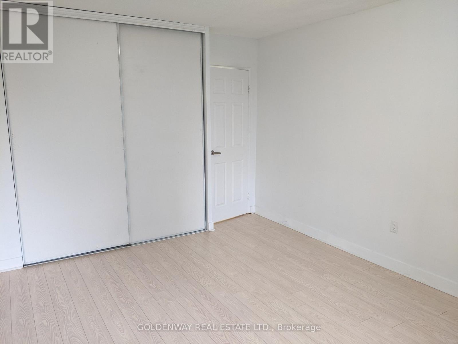 Photo 14 of 402 177 Linus Road, Toronto ON