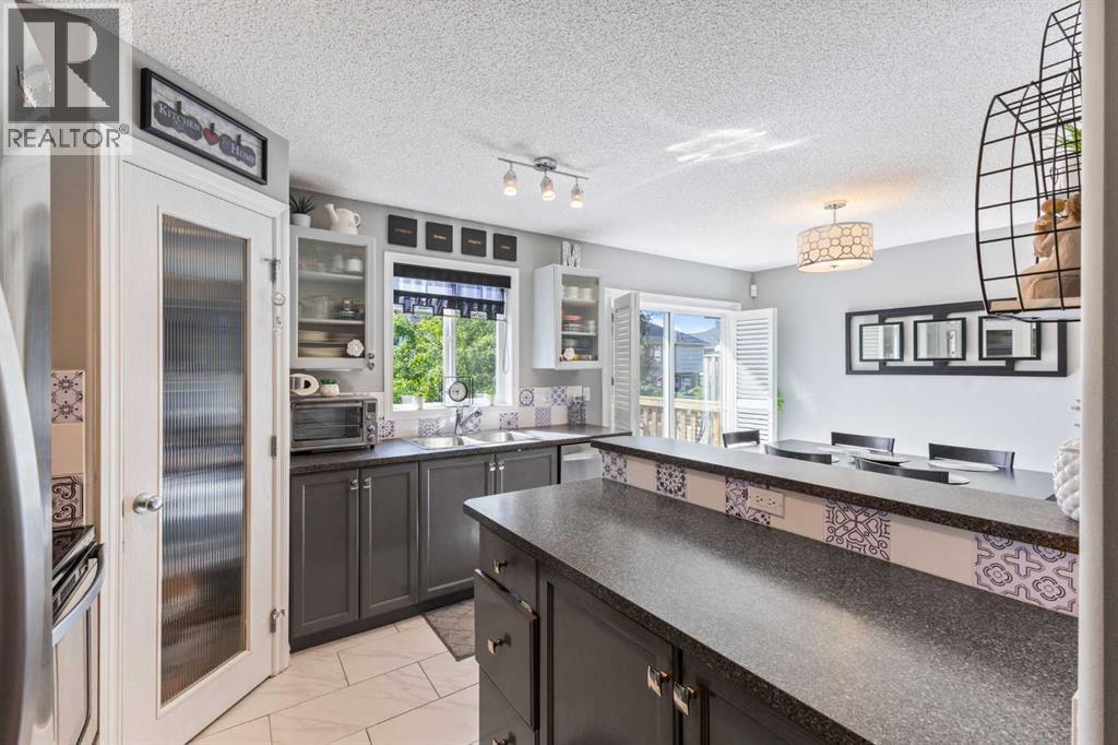 Single Family House for Sale in  Royal Birch Mount NW Royal Oak Calgary 