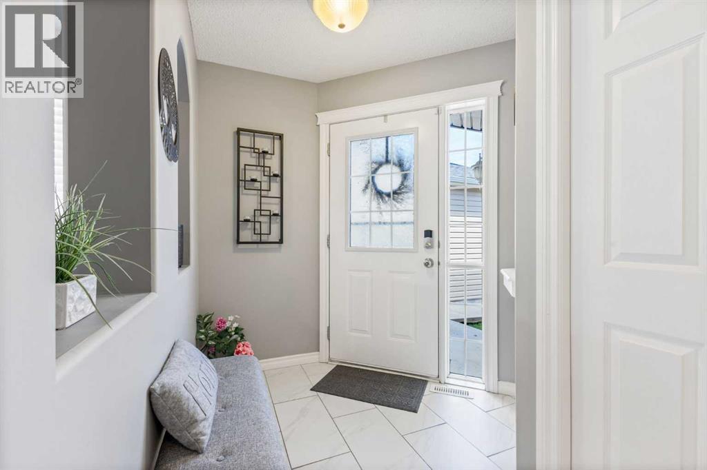 Single Family House for Sale in  Royal Birch Mount NW Royal Oak Calgary 