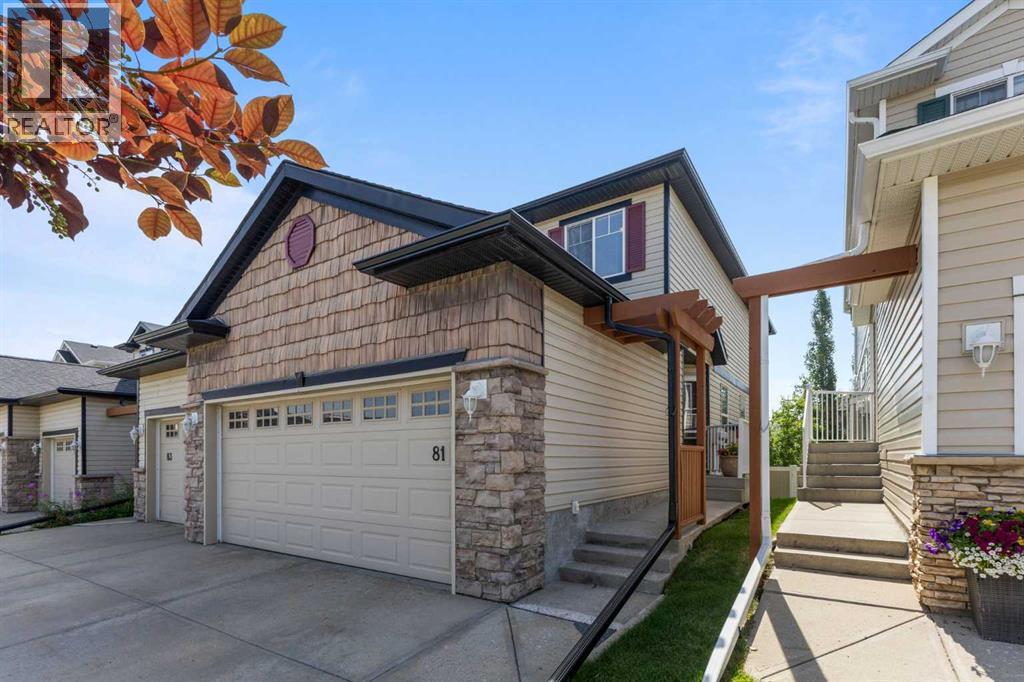 Single Family House for Sale in  Royal Birch Mount NW Royal Oak Calgary 