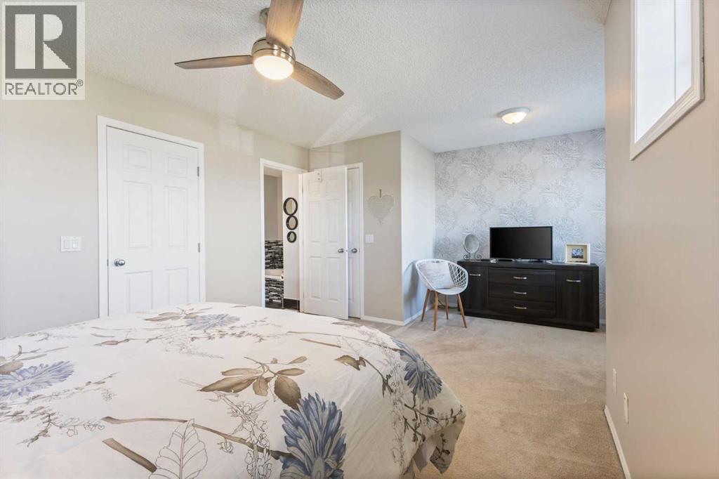 Single Family House for Sale in  Royal Birch Mount NW Royal Oak Calgary 