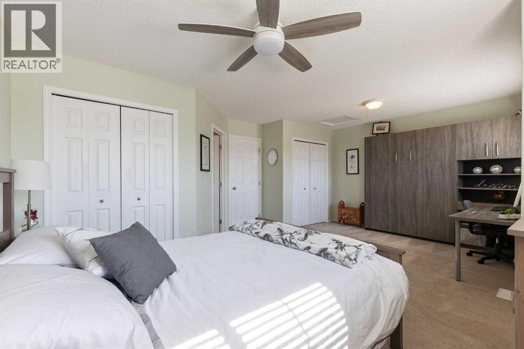 Single Family House for Sale in  Royal Birch Mount NW Royal Oak Calgary 