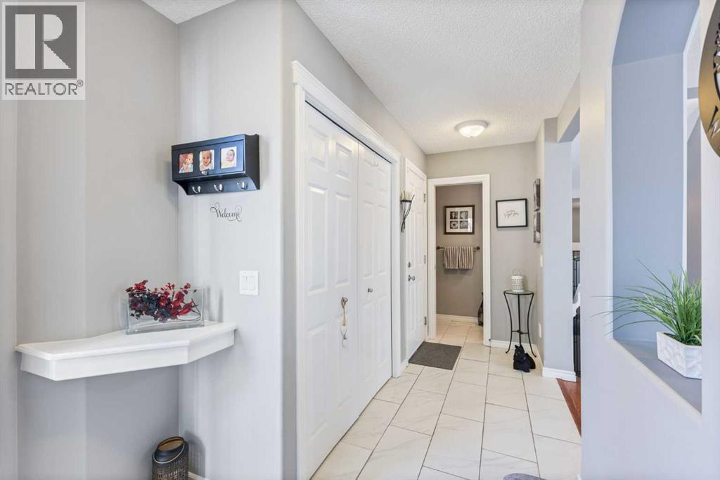 Single Family House for Sale in  Royal Birch Mount NW Royal Oak Calgary 