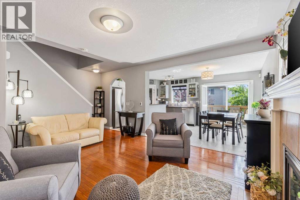Single Family House for Sale in  Royal Birch Mount NW Royal Oak Calgary 