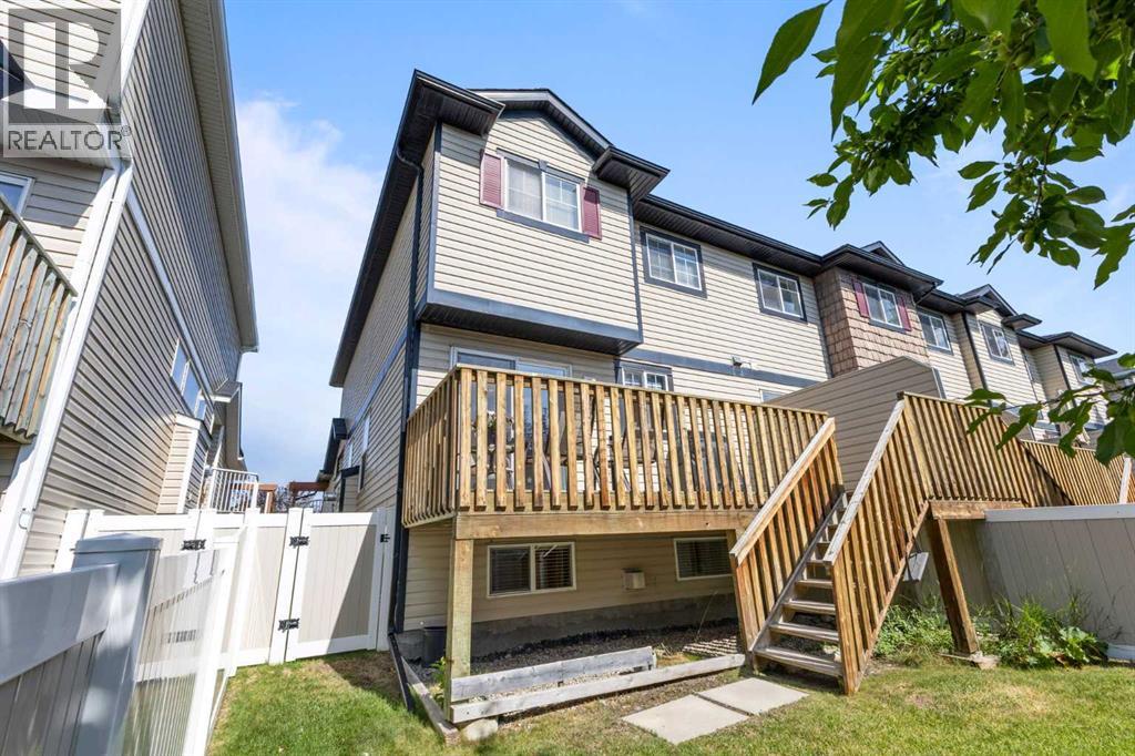 Single Family House for Sale in  Royal Birch Mount NW Royal Oak Calgary 