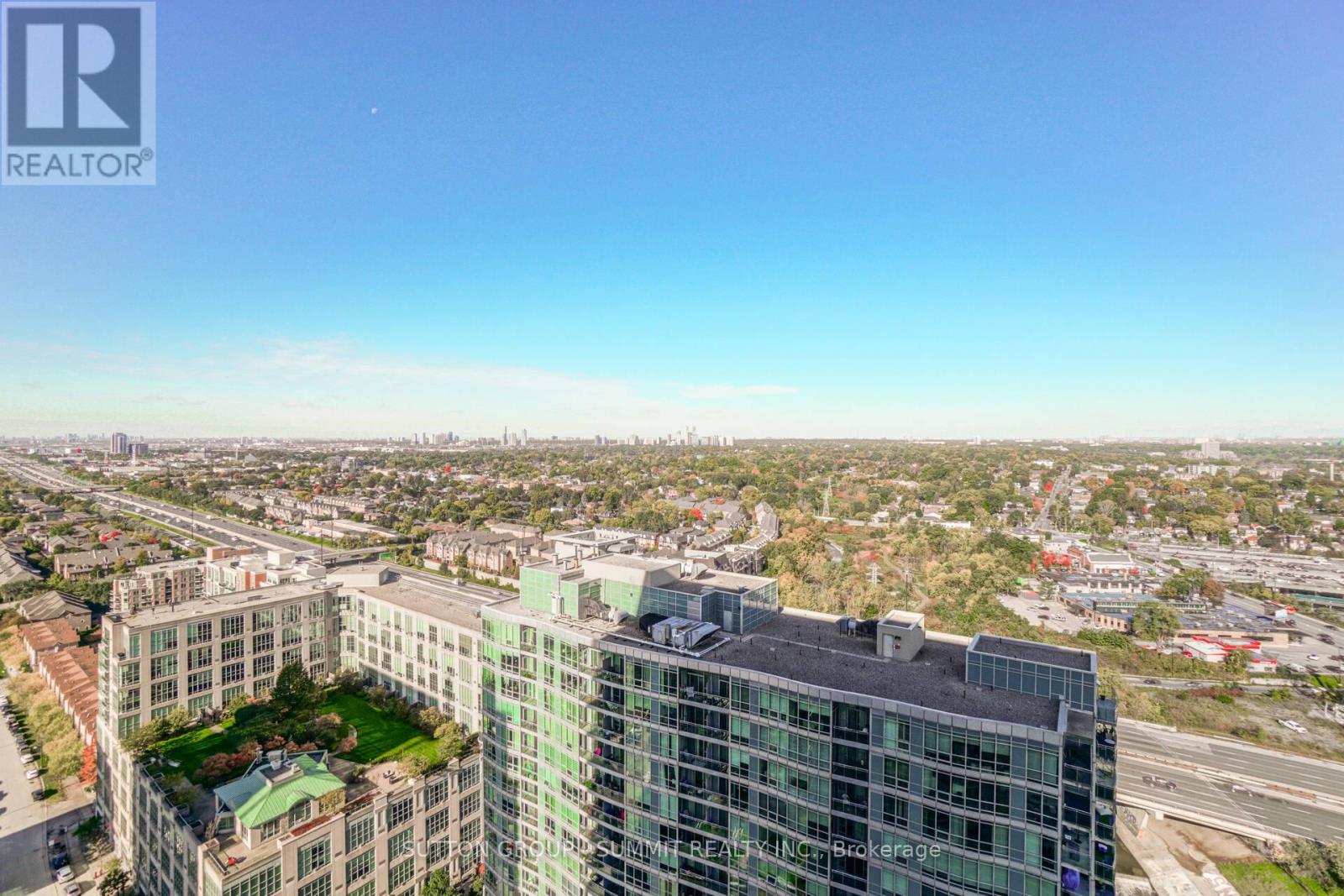 Photo 22 of 2822 165 Legion Road N, Toronto ON