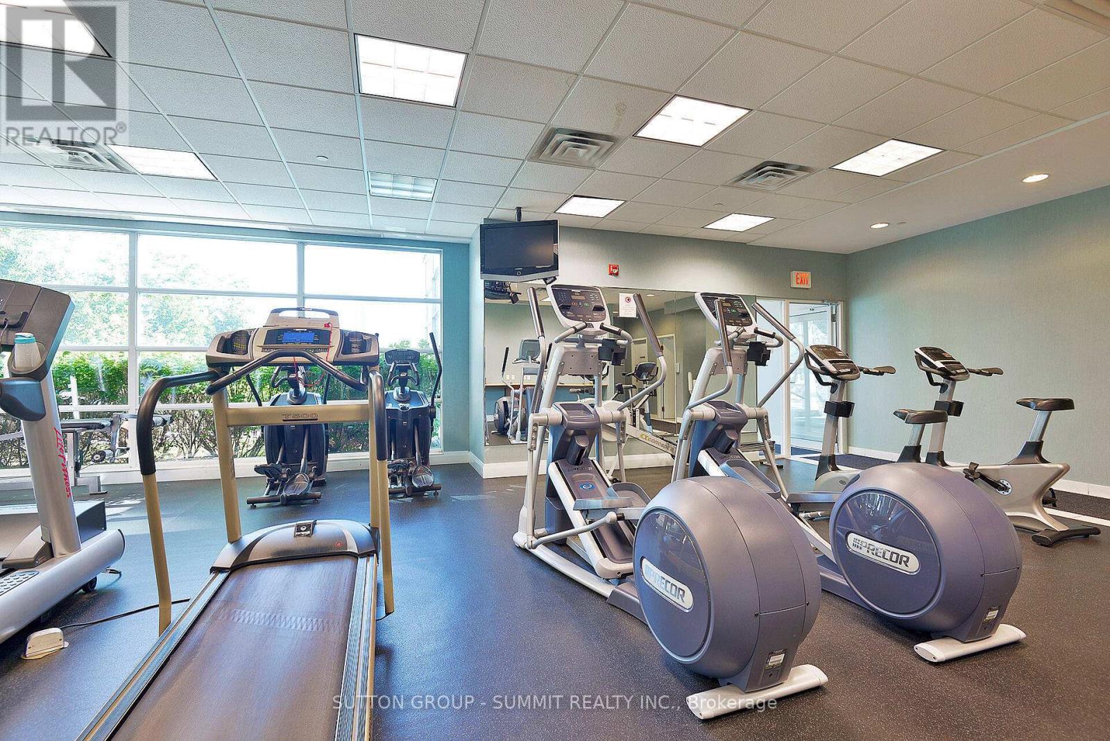 Photo 24 of 2822 165 Legion Road N, Toronto ON