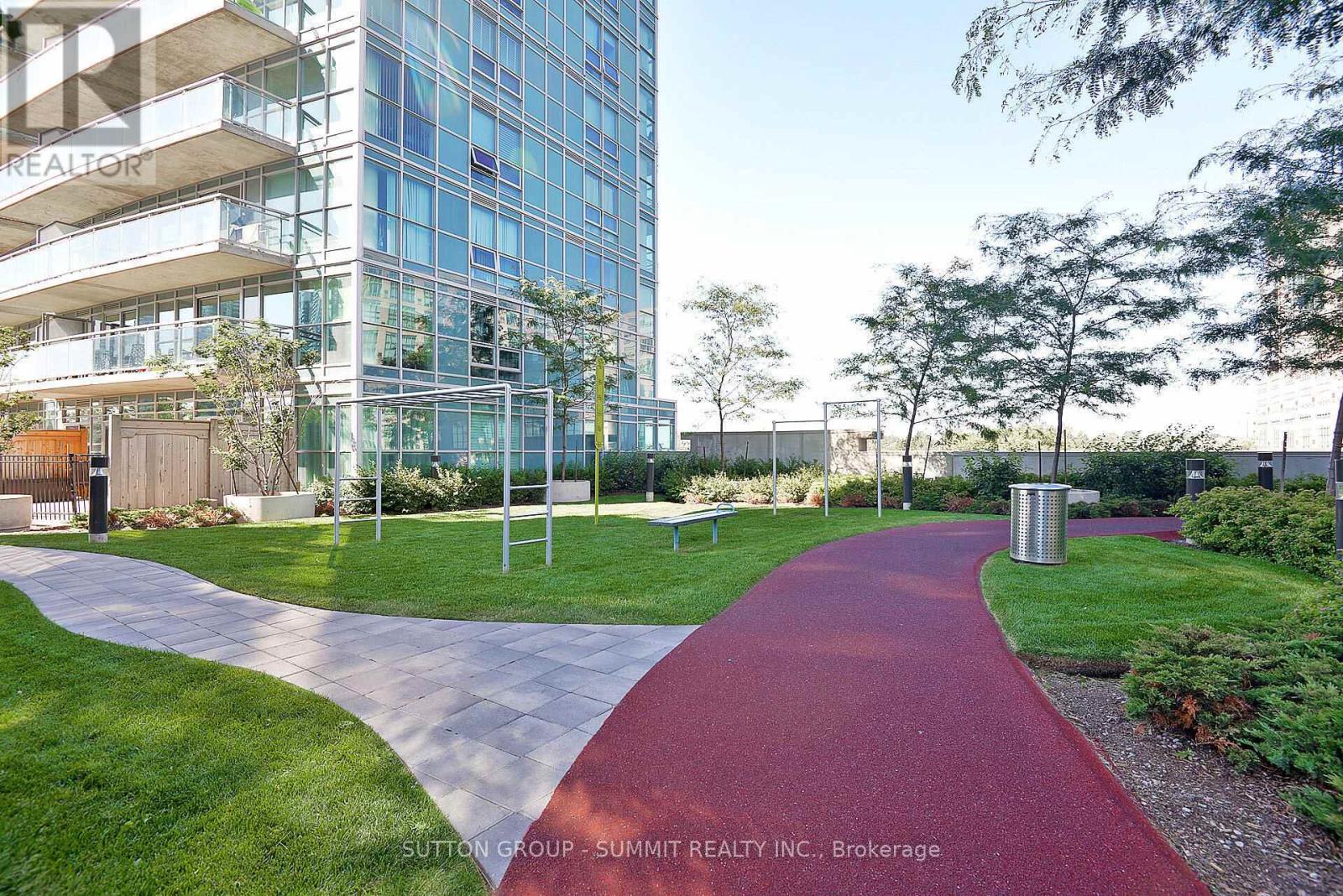 Photo 38 of 2822 165 Legion Road N, Toronto ON