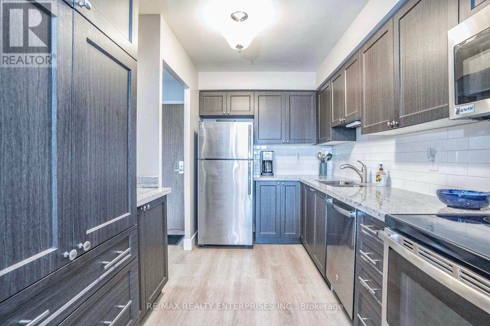 Photo 2 of 405 1110 Walden Circle, Mississauga ON