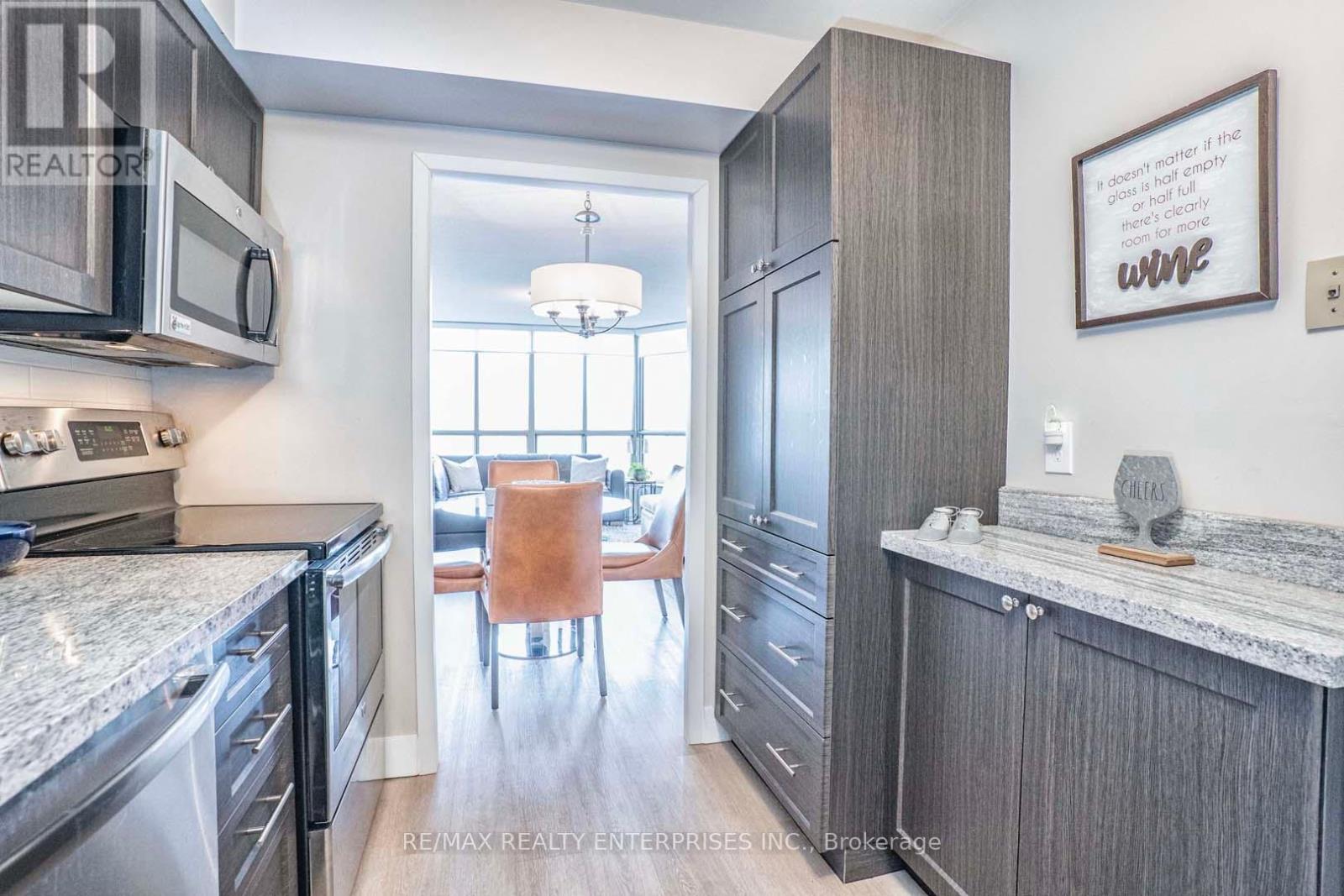 Photo 10 of 405 1110 Walden Circle, Mississauga ON