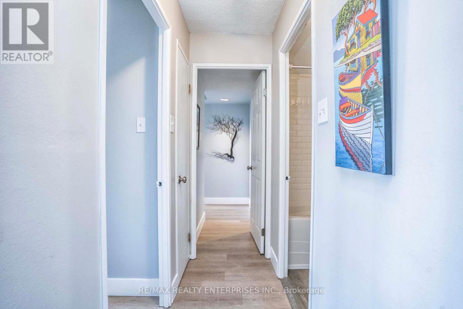 Photo 21 of 405 1110 Walden Circle, Mississauga ON
