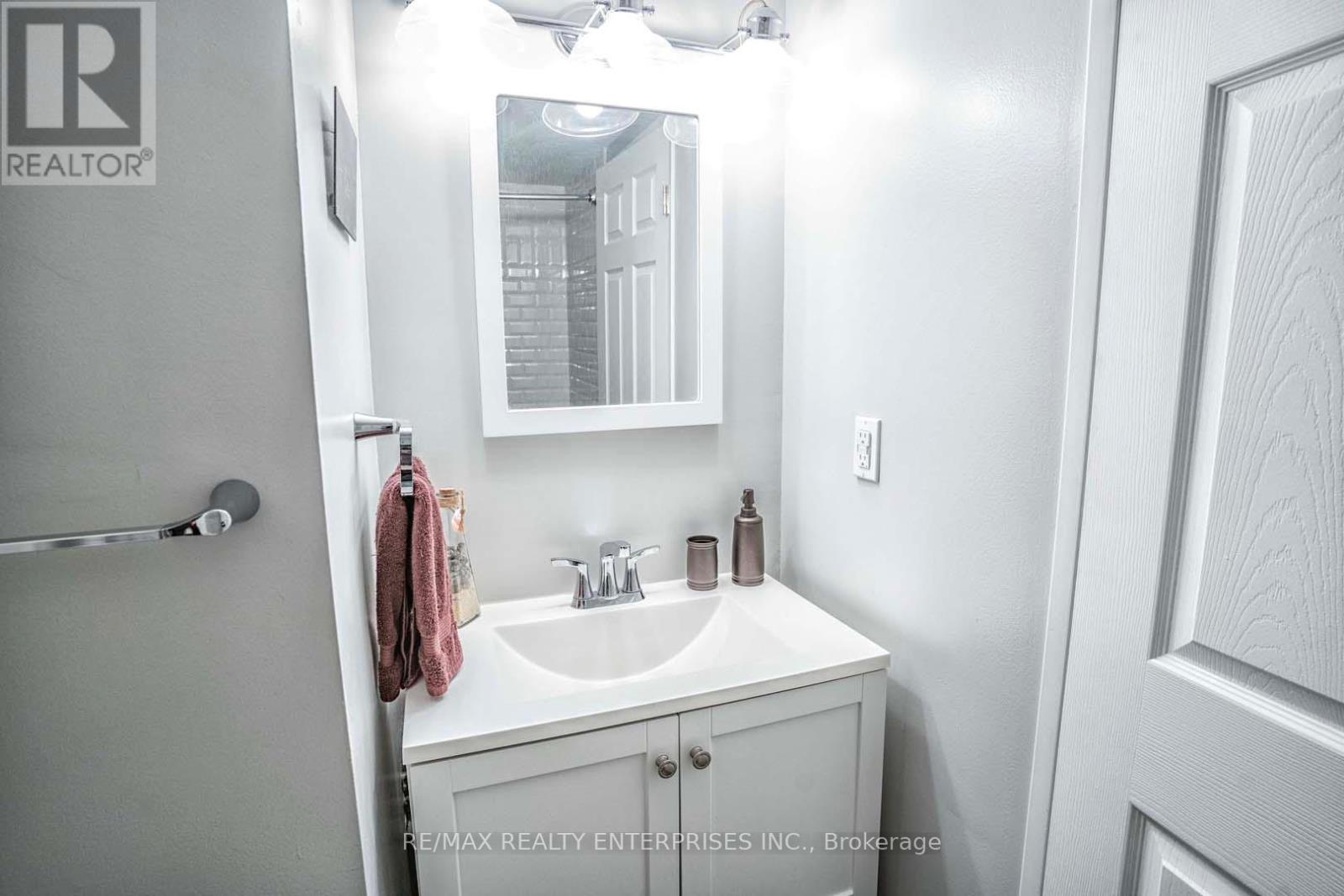 Photo 27 of 405 1110 Walden Circle, Mississauga ON