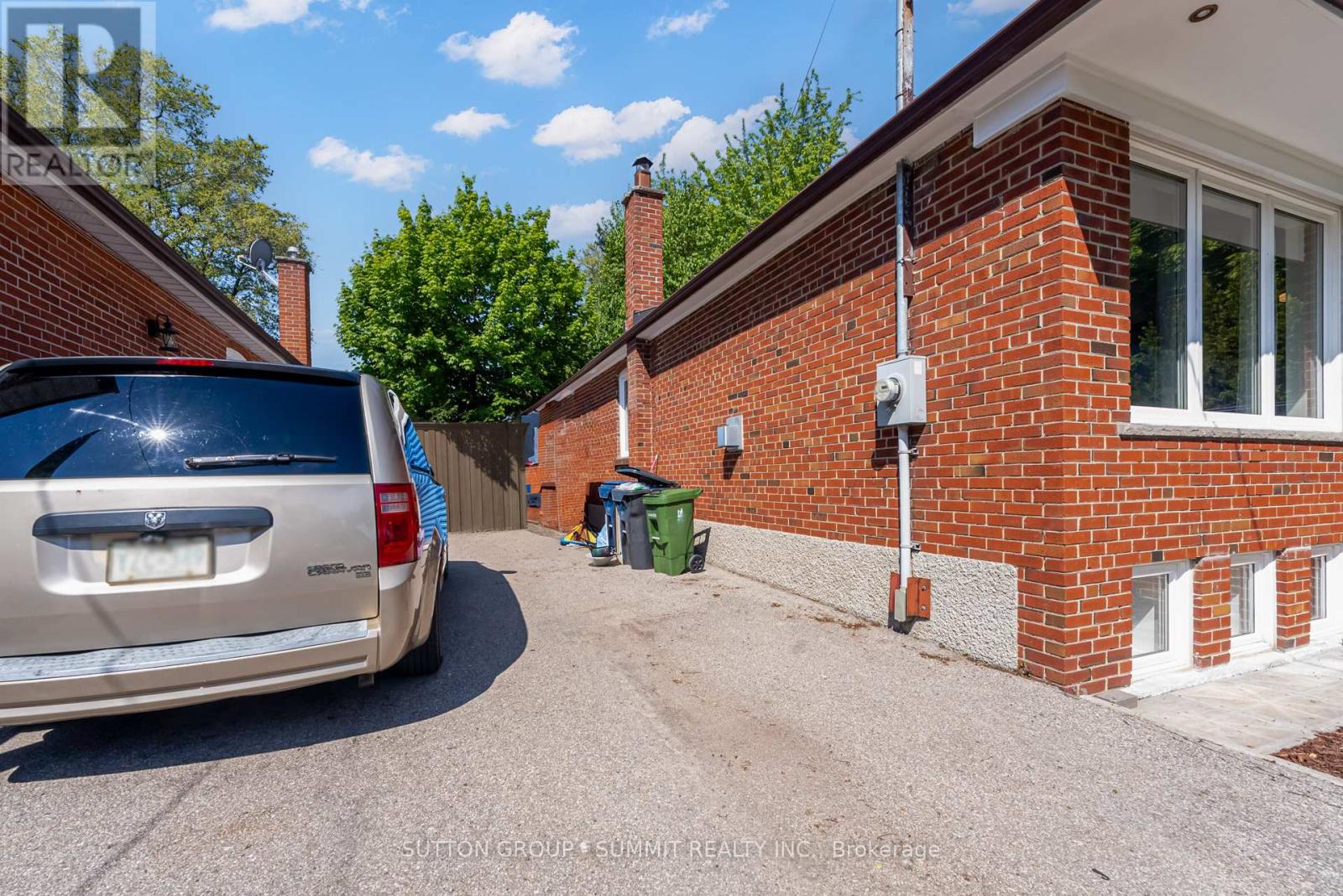 Photo 43 of 47 Rayside Drive S, Toronto ON