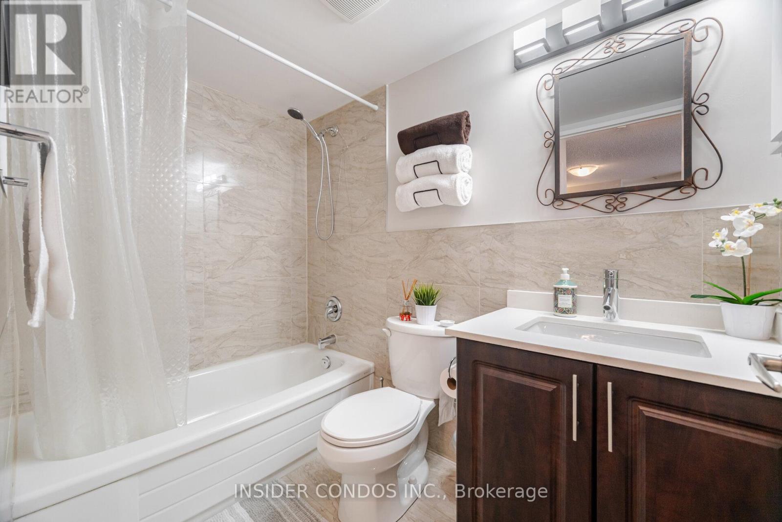 Photo 21 of 1402 350 Rathburn Road, Mississauga ON