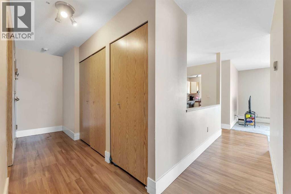 315, 335 Garry Crescent NE, Calgary, Alberta