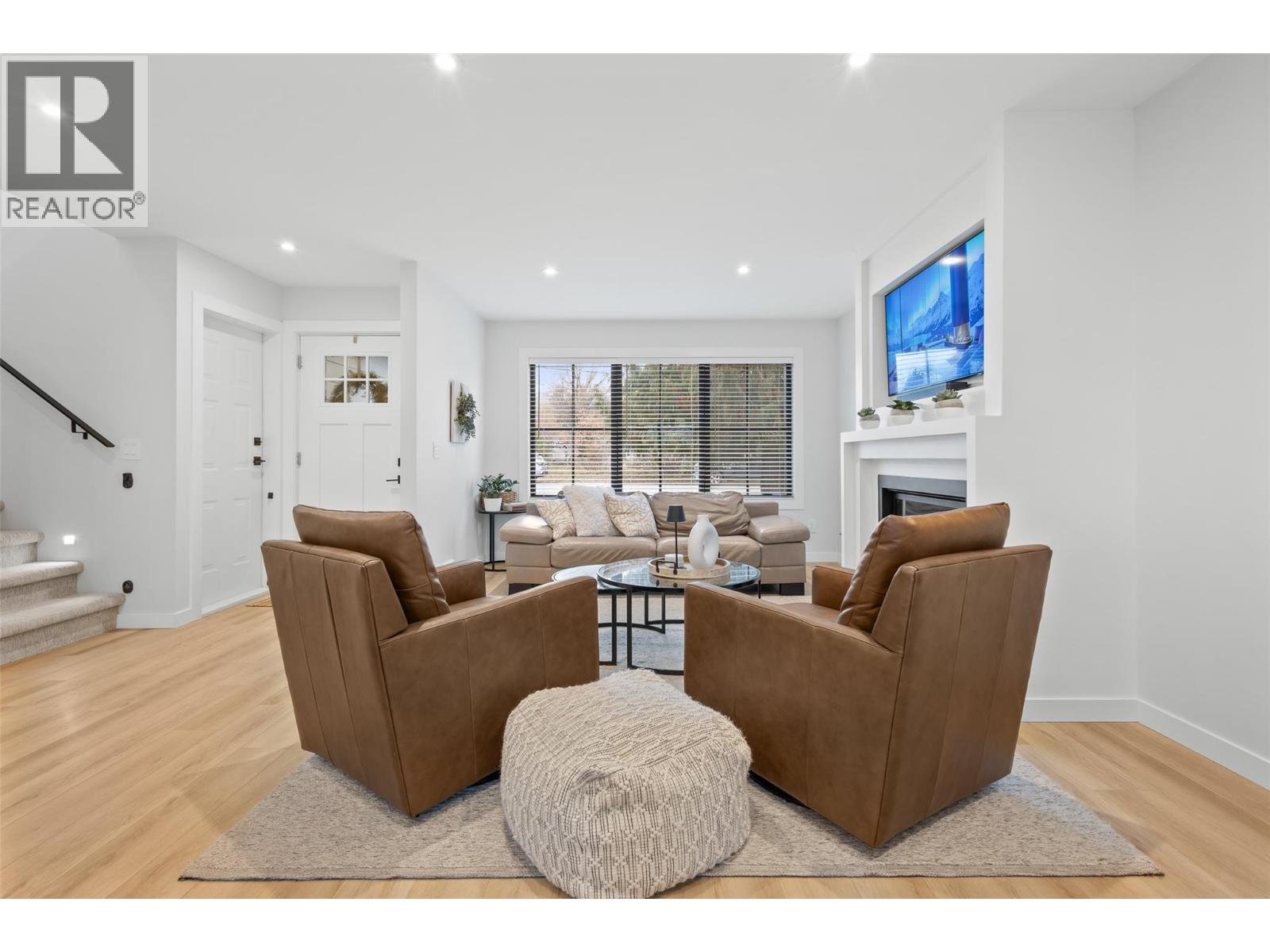  712 Schafer Road, Kelowna
