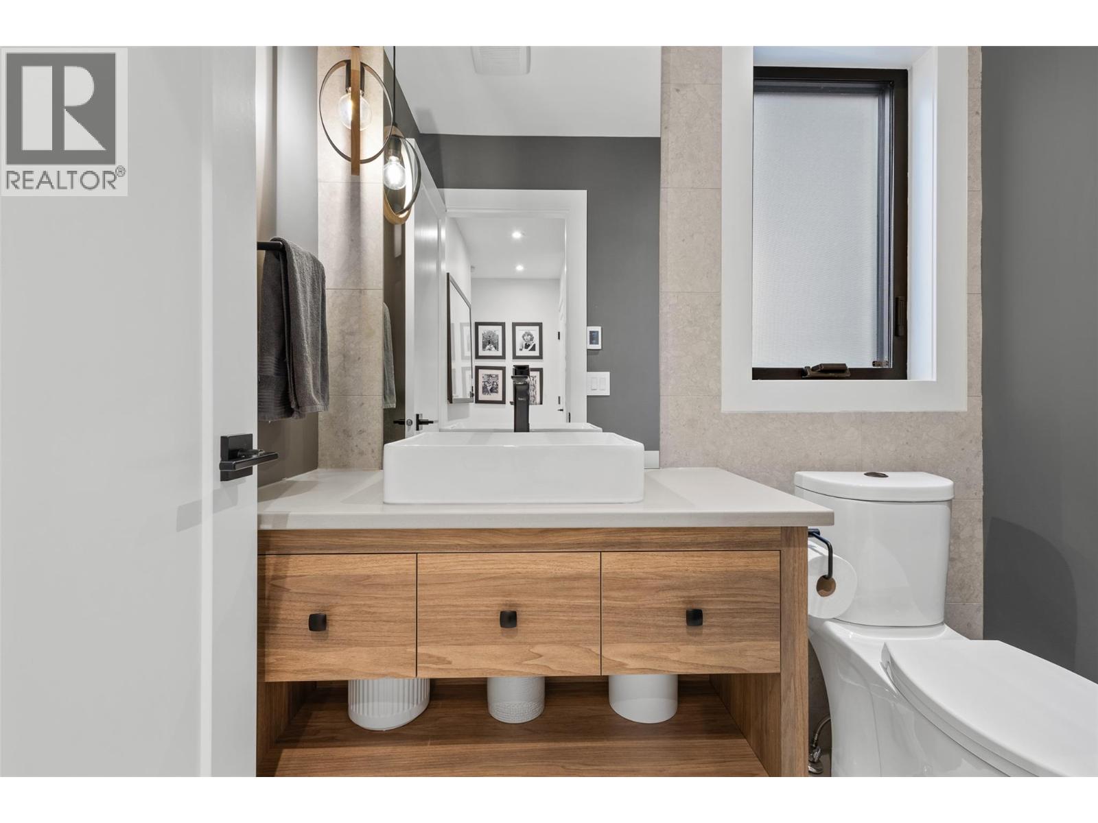  712 Schafer Road, Kelowna