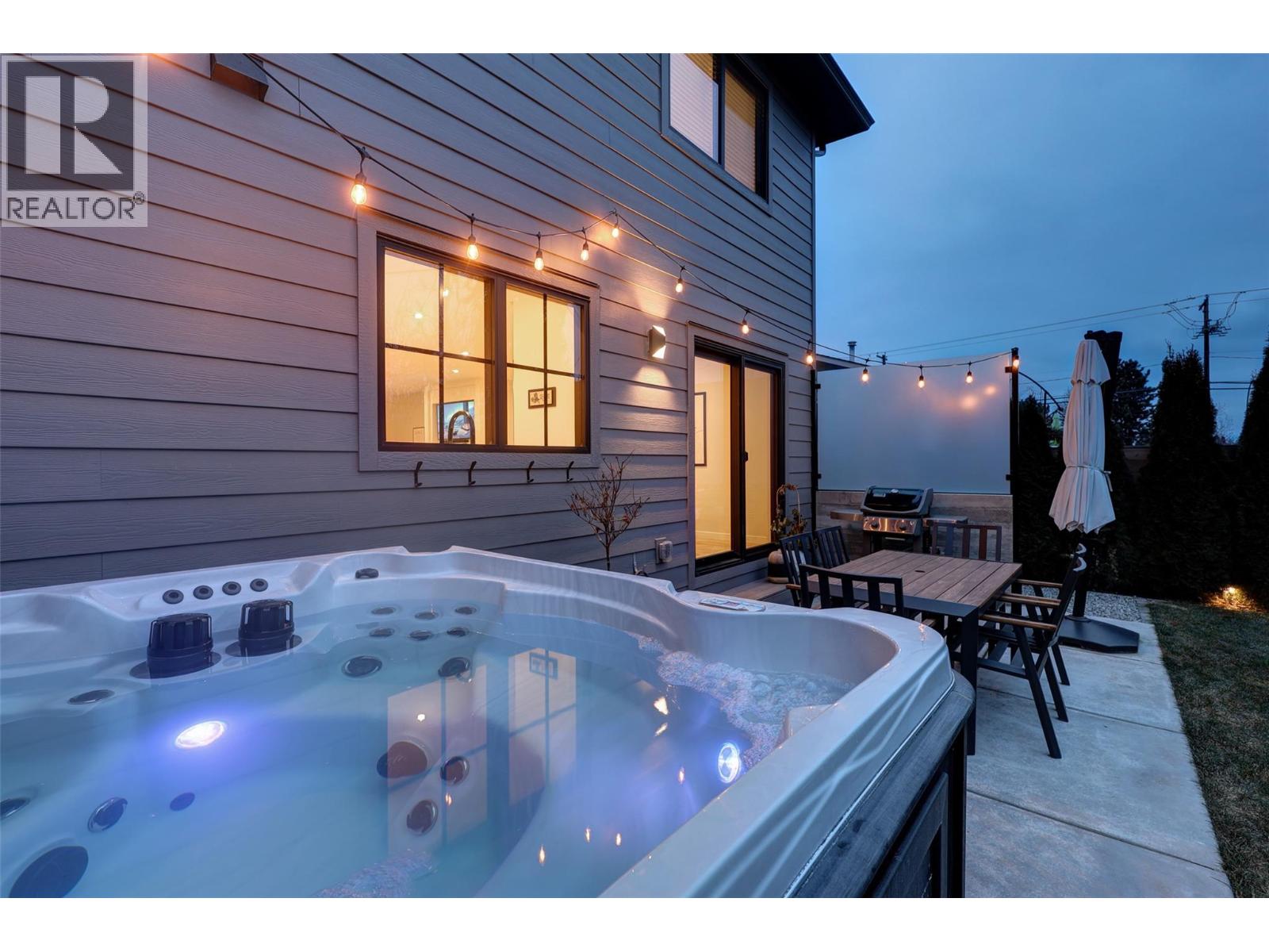  712 Schafer Road, Kelowna
