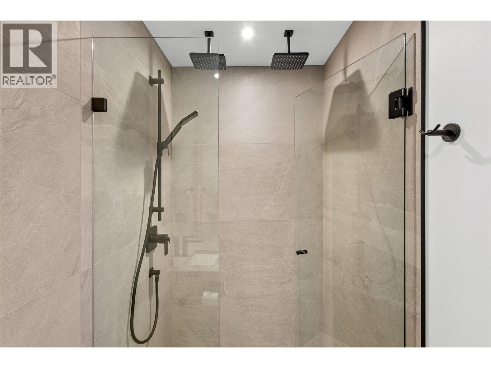  712 Schafer Road, Kelowna