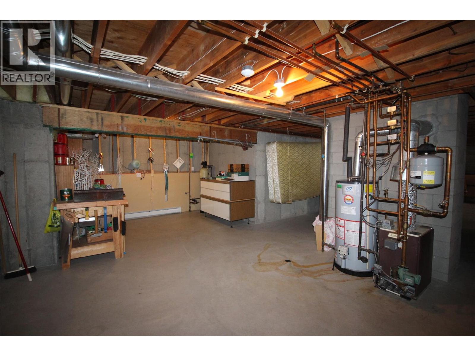 Photo 9 of 786 Gifford Court, Kamloops BC