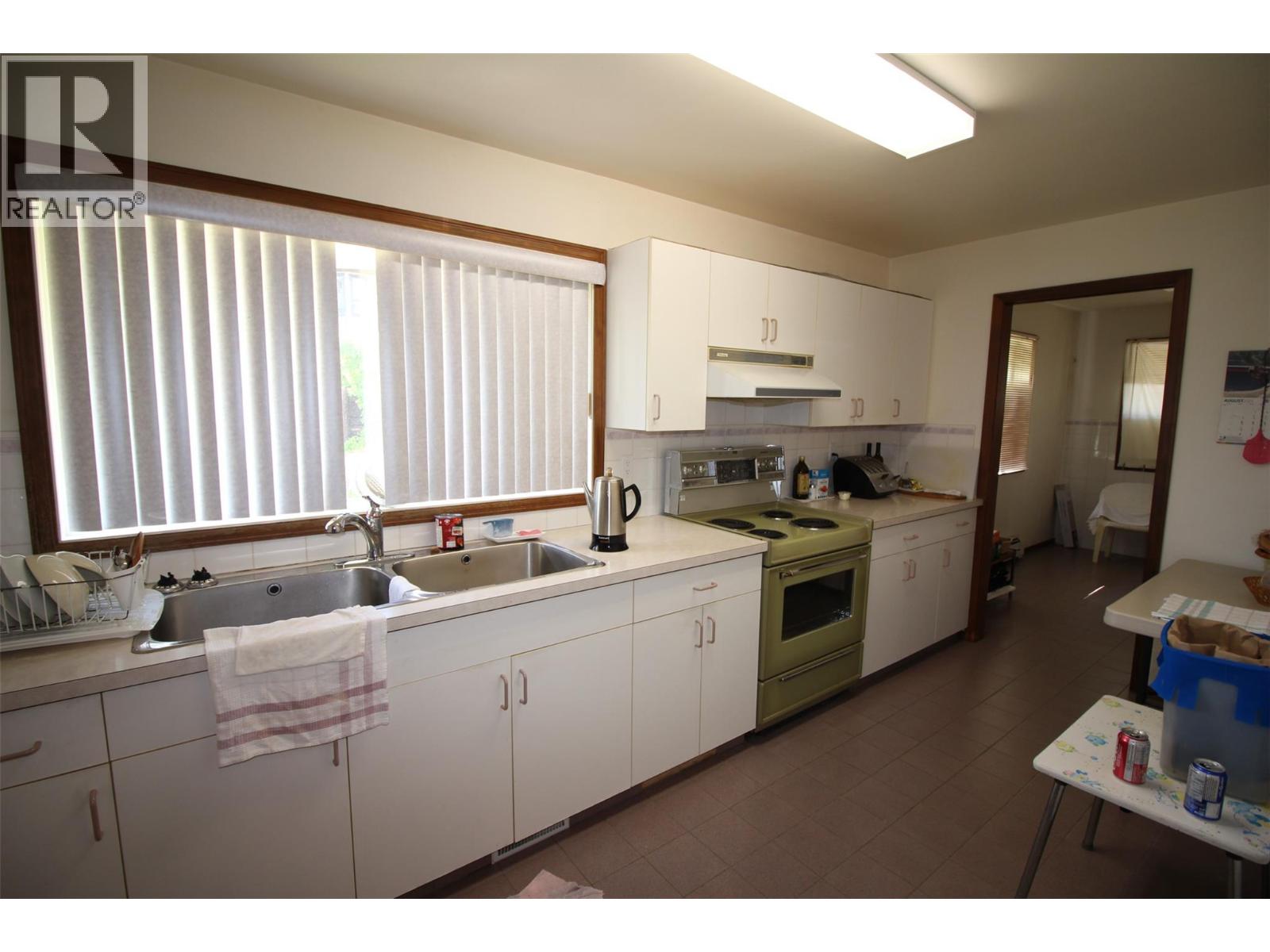 Photo 7 of 786 Gifford Court, Kamloops BC