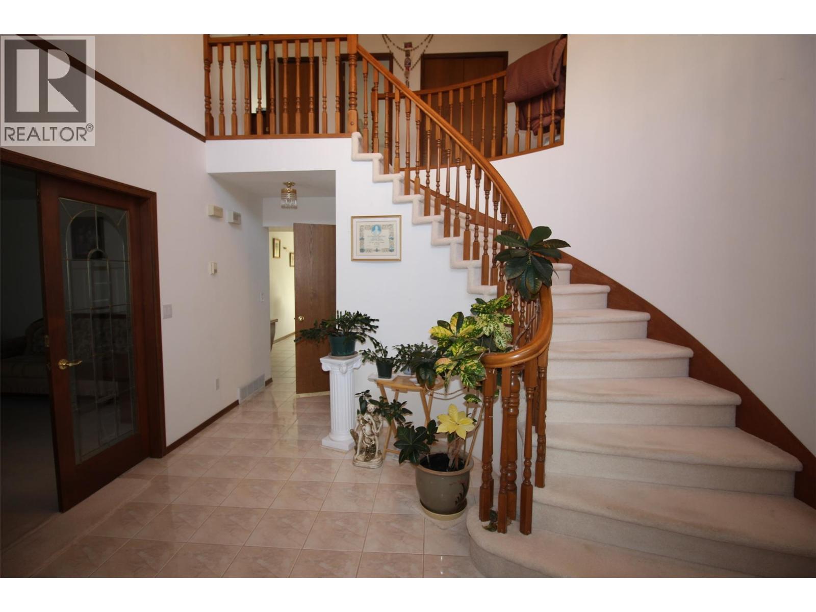 Photo 2 of 786 Gifford Court, Kamloops BC