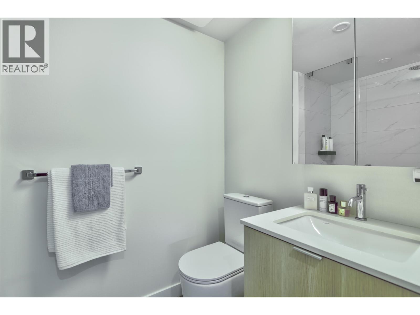 Photo 12 of 1307 318 Alderson Avenue, Coquitlam BC