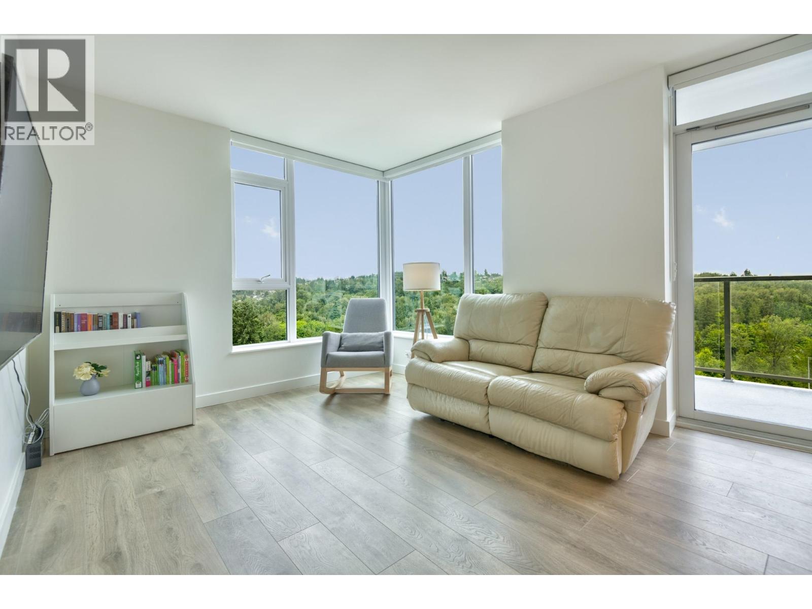 Photo 8 of 1307 318 Alderson Avenue, Coquitlam BC