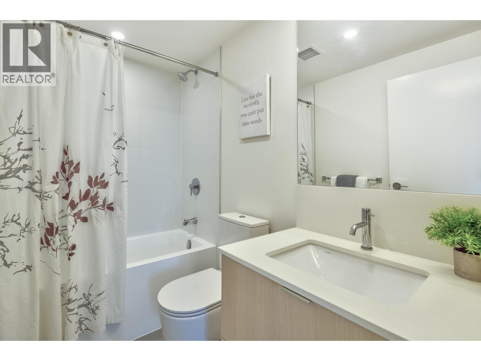 Photo 16 of 1307 318 Alderson Avenue, Coquitlam BC