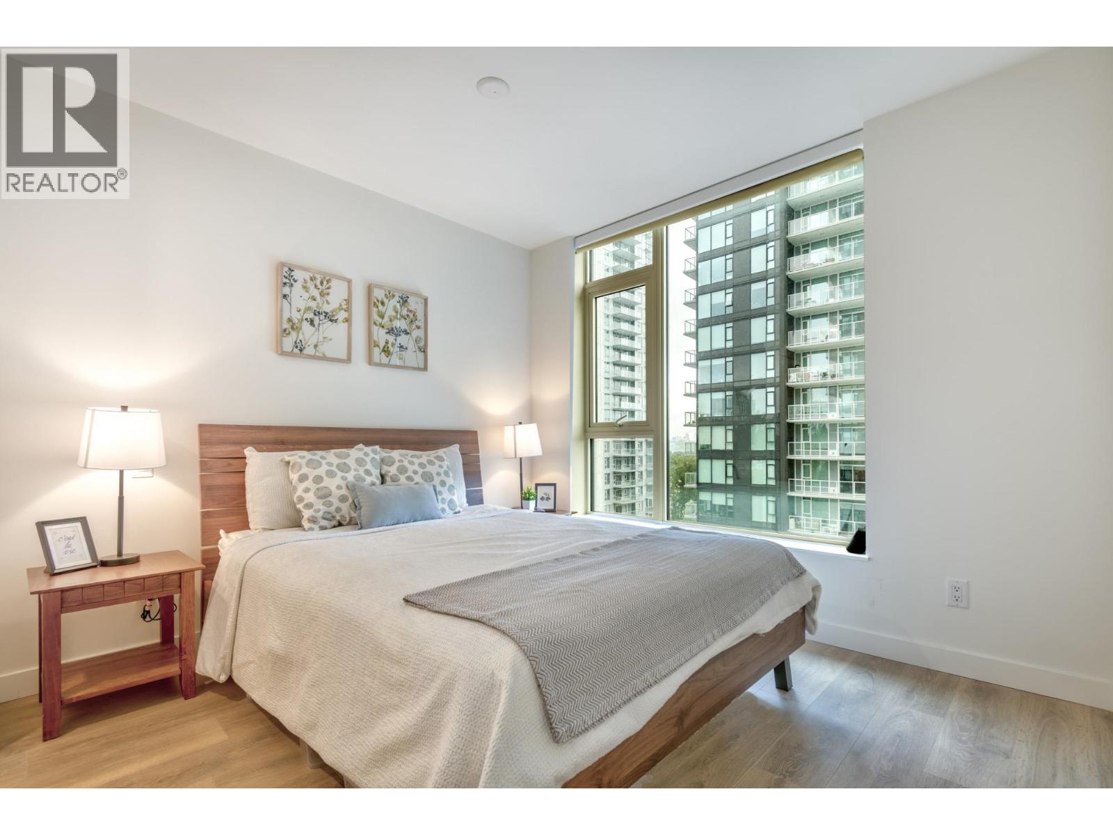 Photo 10 of 1307 318 Alderson Avenue, Coquitlam BC