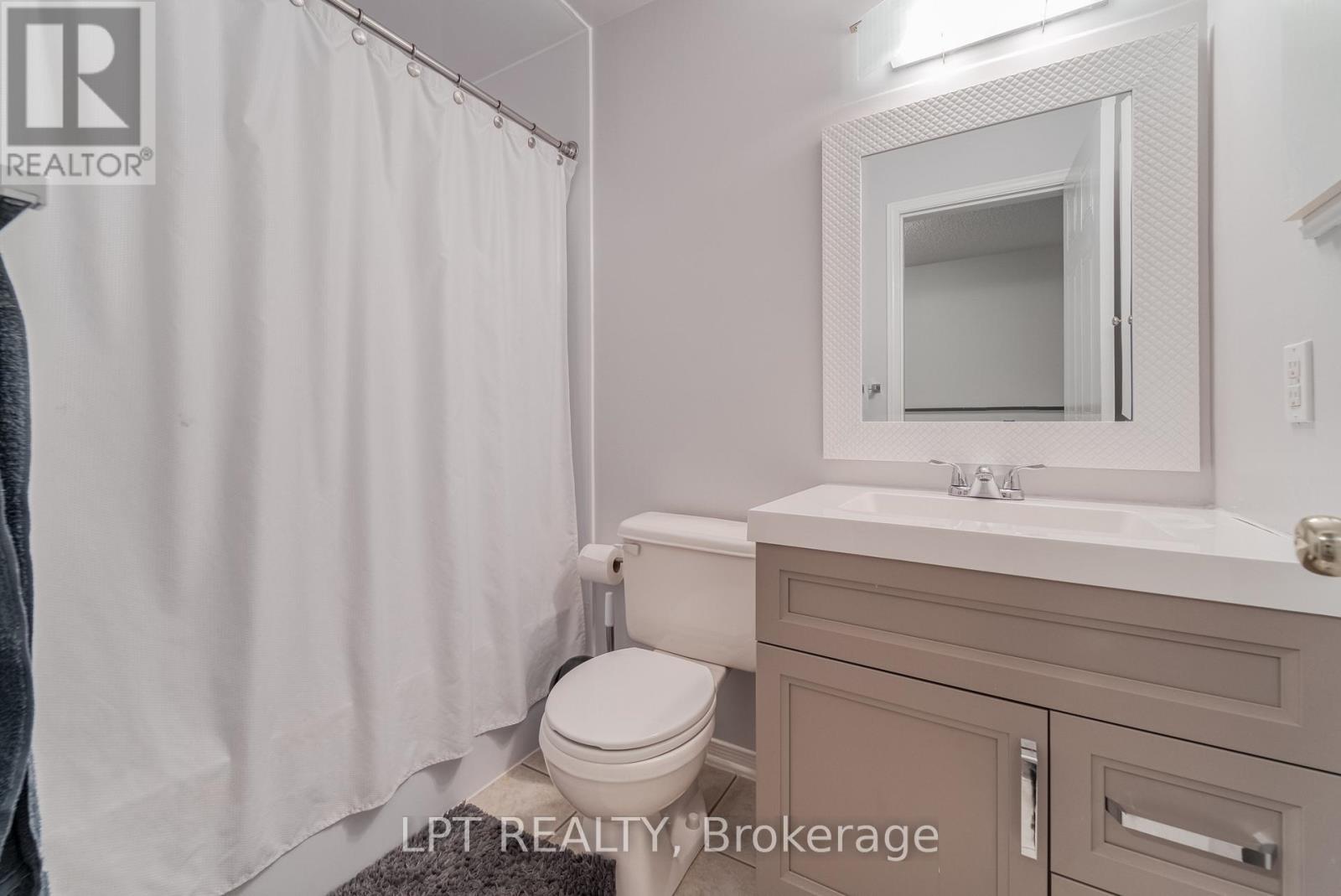 Photo 14 of 21 Provender Avenue, Ottawa ON