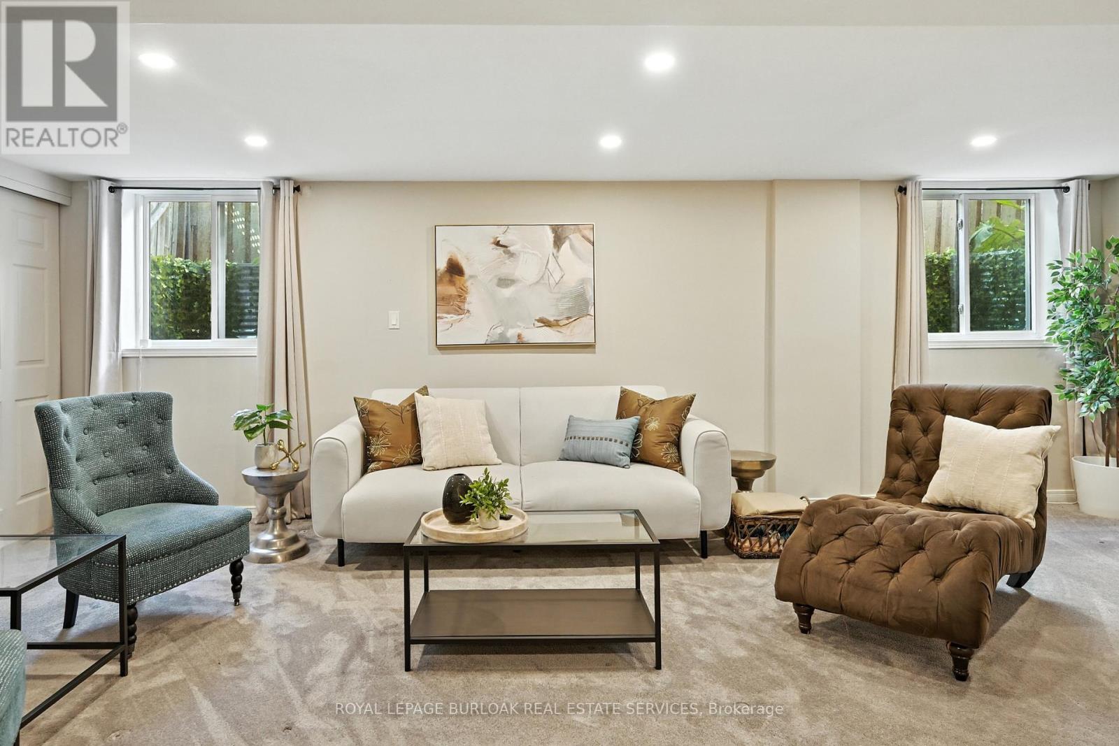 Photo 28 of 40 Springfield Boulevard, Hamilton ON