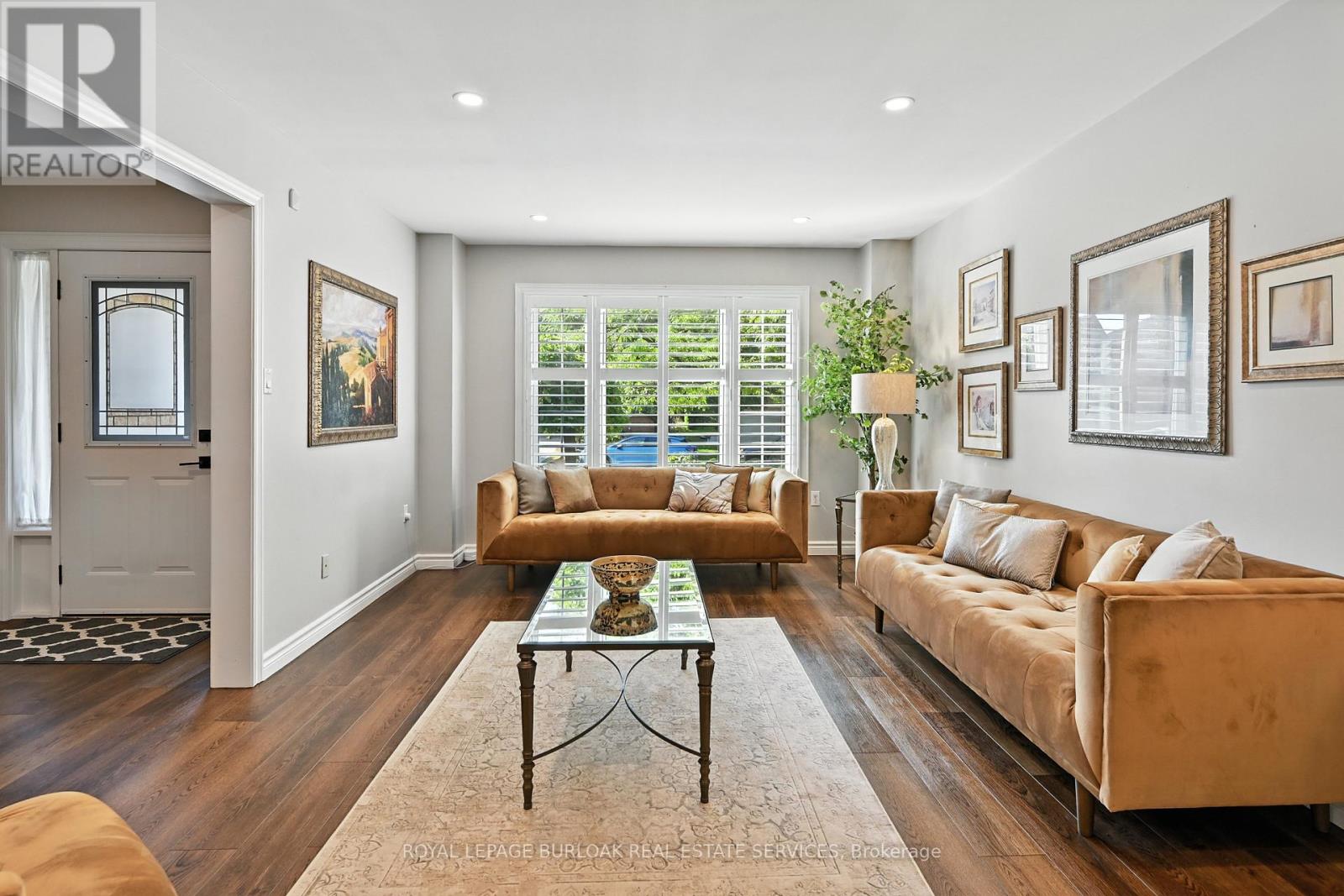 Photo 6 of 40 Springfield Boulevard, Hamilton ON