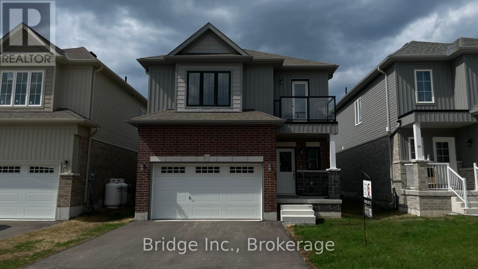 12 HILLCROFT WAY - 1