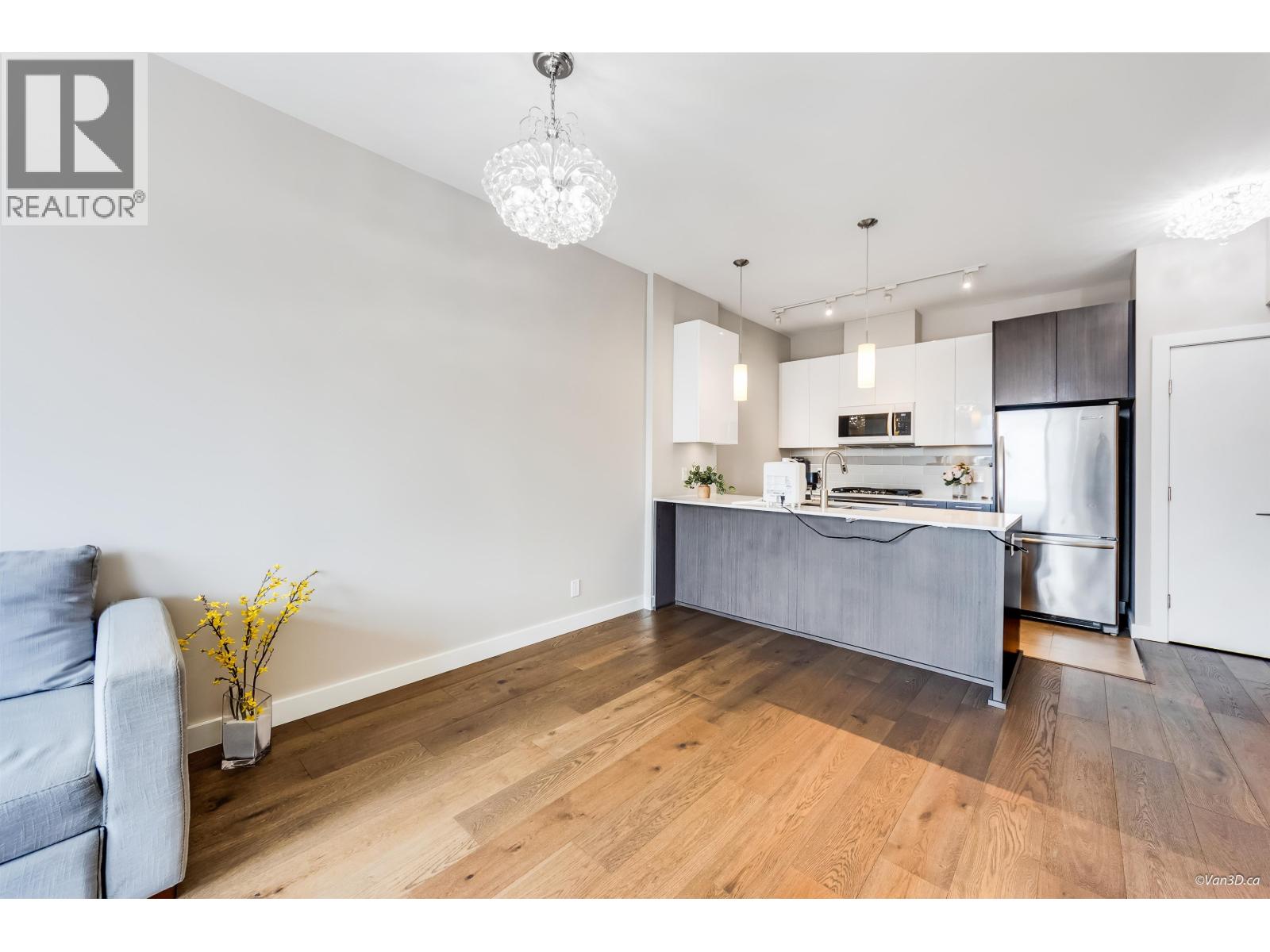 Photo 5 of 3018 5511 Hollybridge Way, Richmond BC
