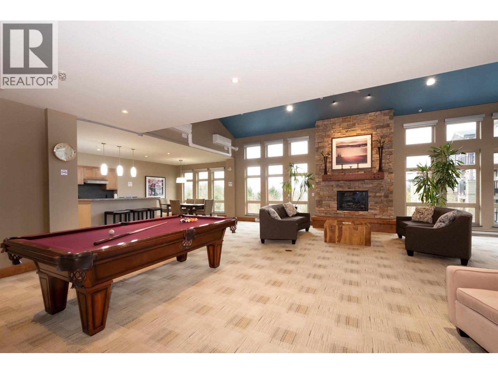 Photo 19 of 211 3178 Dayanee Springs Boulevard, Coquitlam BC