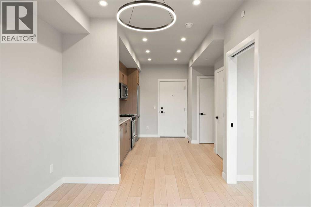 Single Family House for Sale in   A Street NW West Hillhurst Calgary 